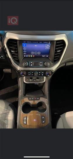 GMC Acadia